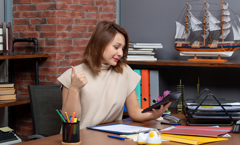 The Power of Observation: Learning from Experienced Professionals